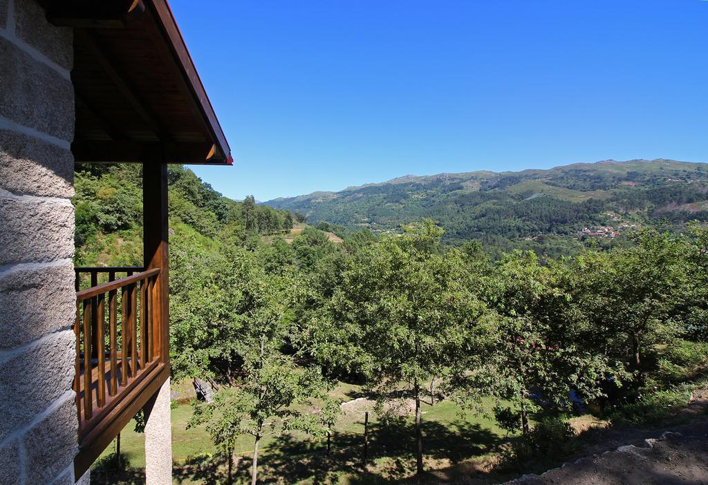 Affittacamere Encostas Da Torre Terras de Bouro Esterno foto