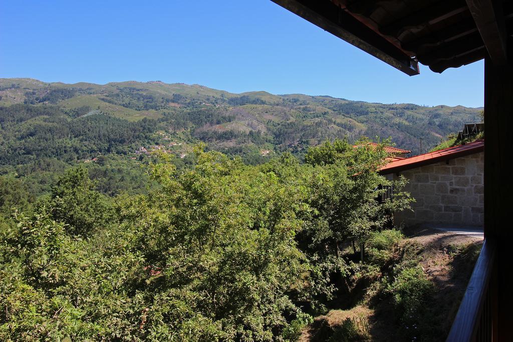 Affittacamere Encostas Da Torre Terras de Bouro Esterno foto
